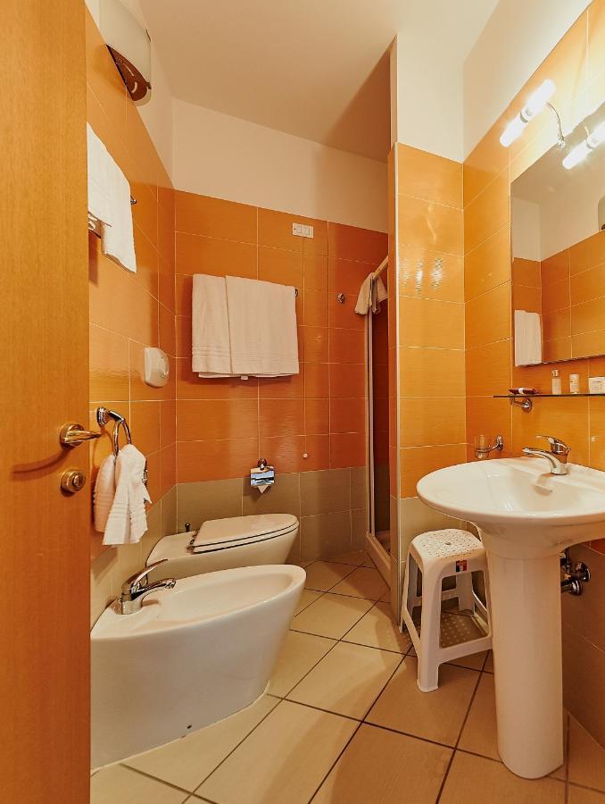 Double Room with Balcony,968337082:JPEG